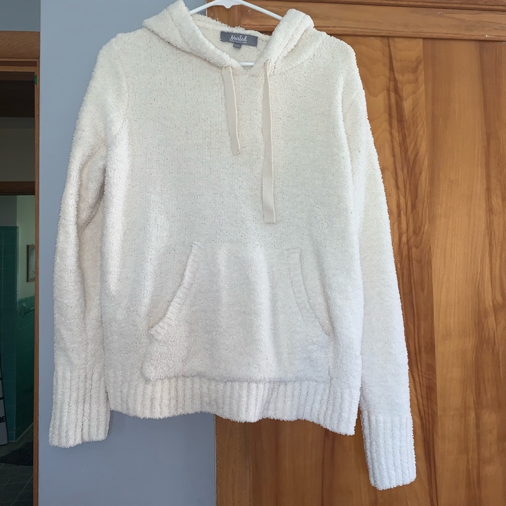 Soft white sweatshirt